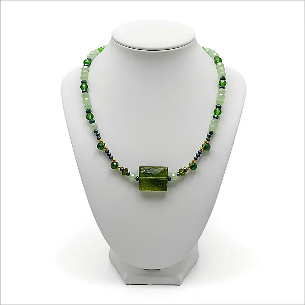 Χειροποίητο Κολιέ από Ανοξείδωτο Ατσάλι με κρύσταλλα